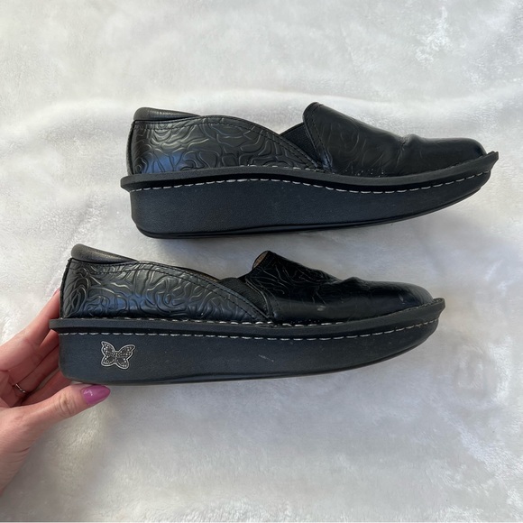 Alegria Debra Black Leather Embossed Rose Professional Slip-on Shoes EU 38 - Picture 5 of 5